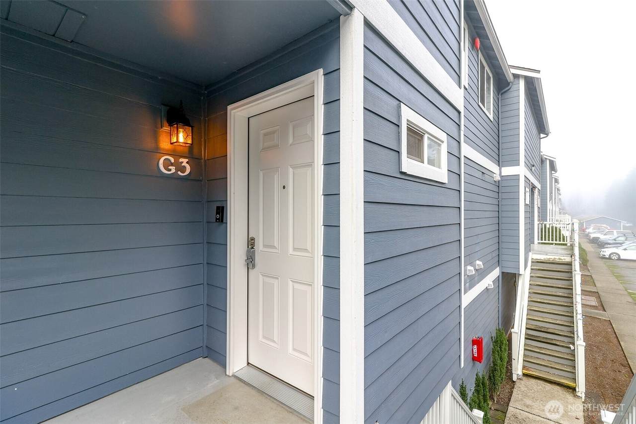 3939 10th Street - Photo 1