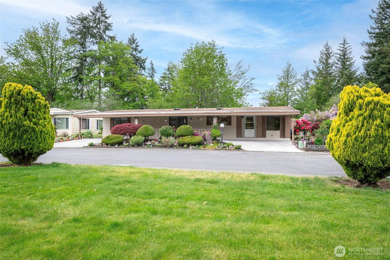 201 Union Avenue - Photo 1