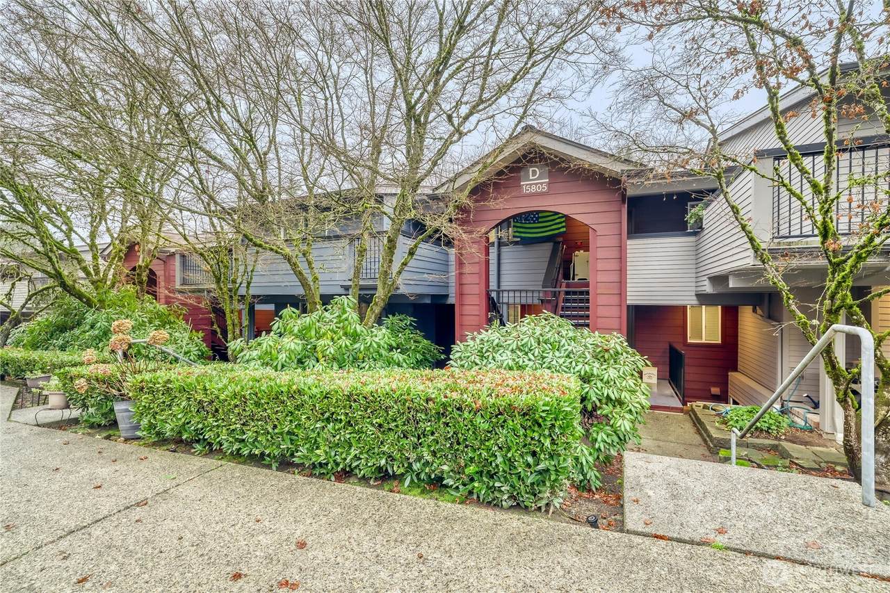 15805 Waynita Way - Photo 1