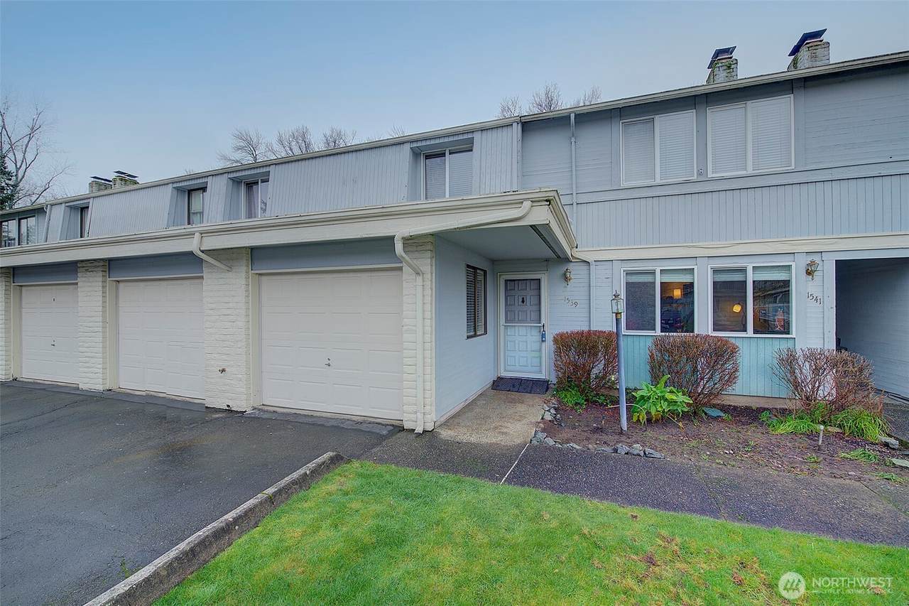 1539 22nd Street - Photo 1