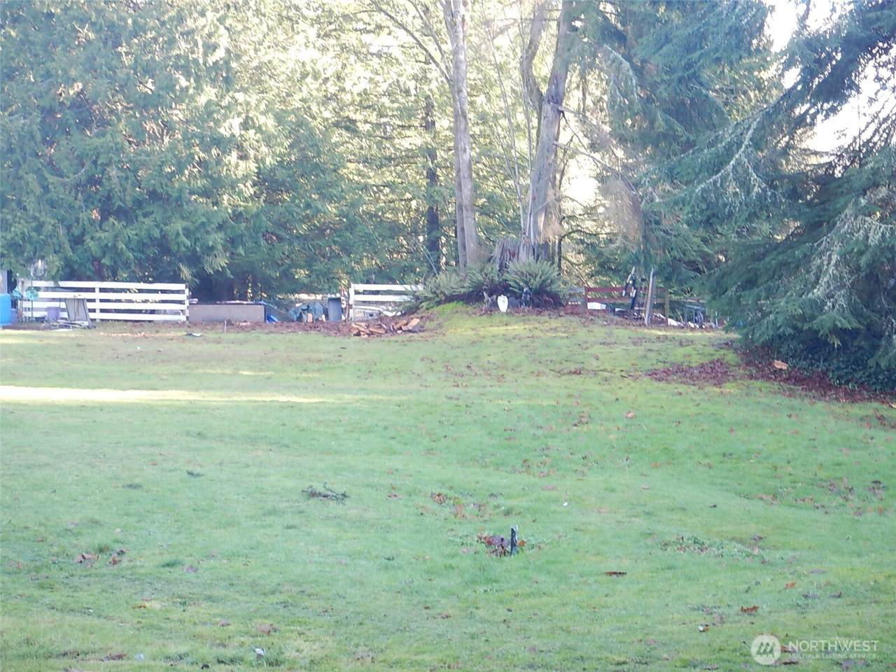 https://bt-photos.global.ssl.fastly.net/nwmls/1280_boomver_1_2465067-1.jpg