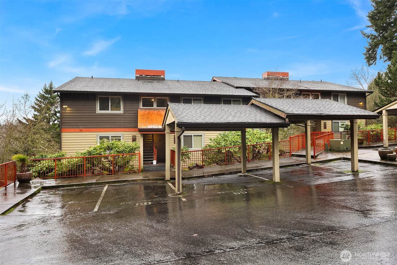 11058 33rd Place - Photo 1