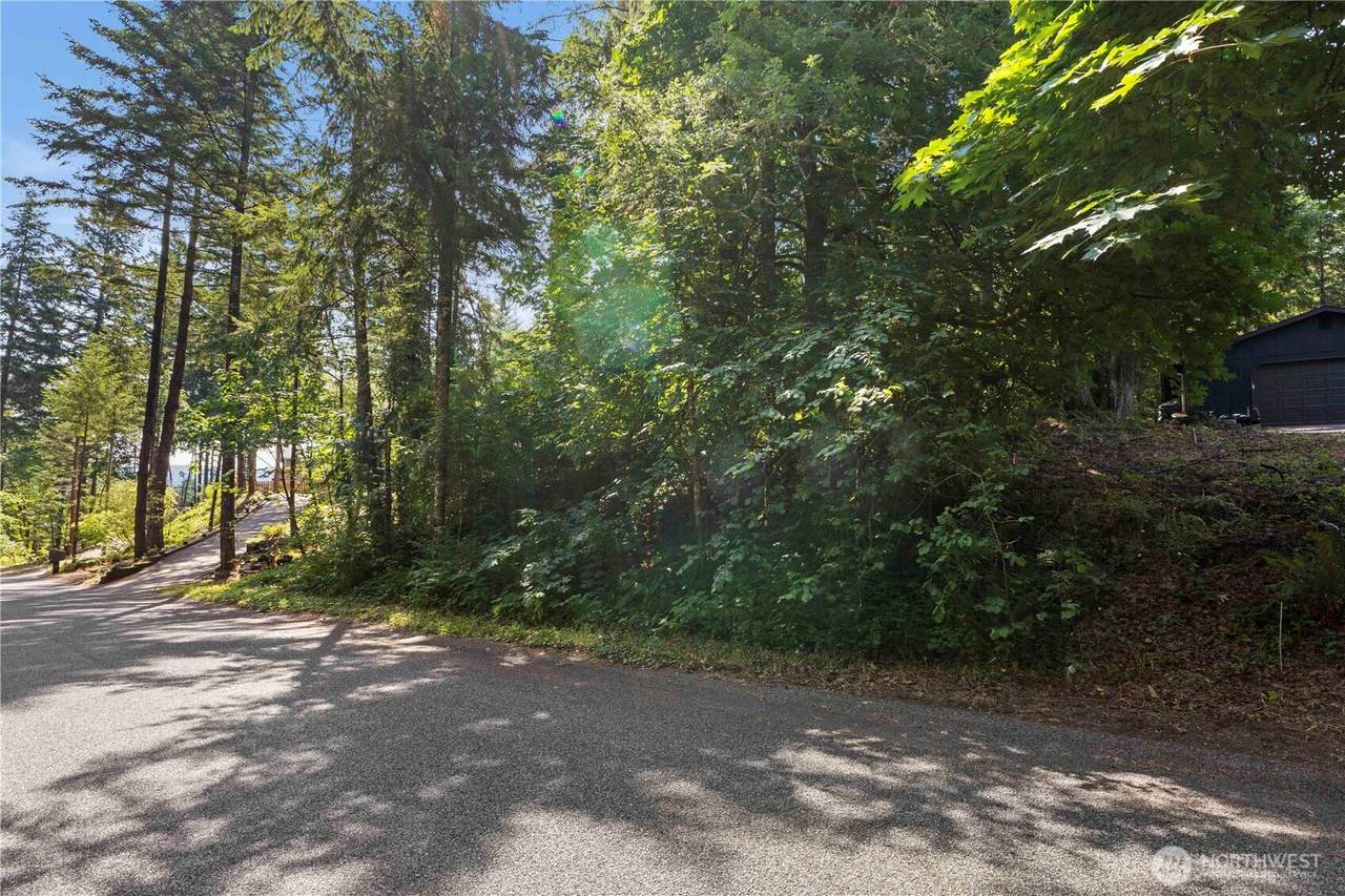 9631 Glory Drive - Photo 1
