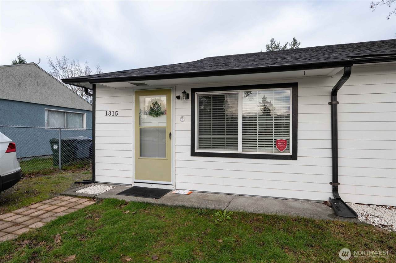 1315 118th Street - Photo 1