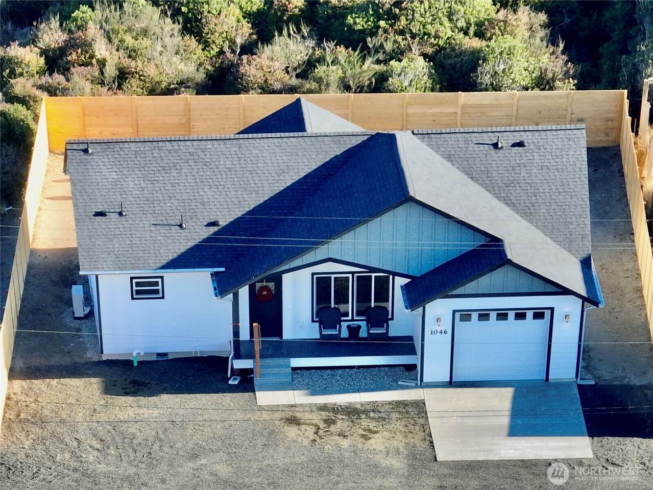 1046 Ocean Shores Boulevard - Photo 1