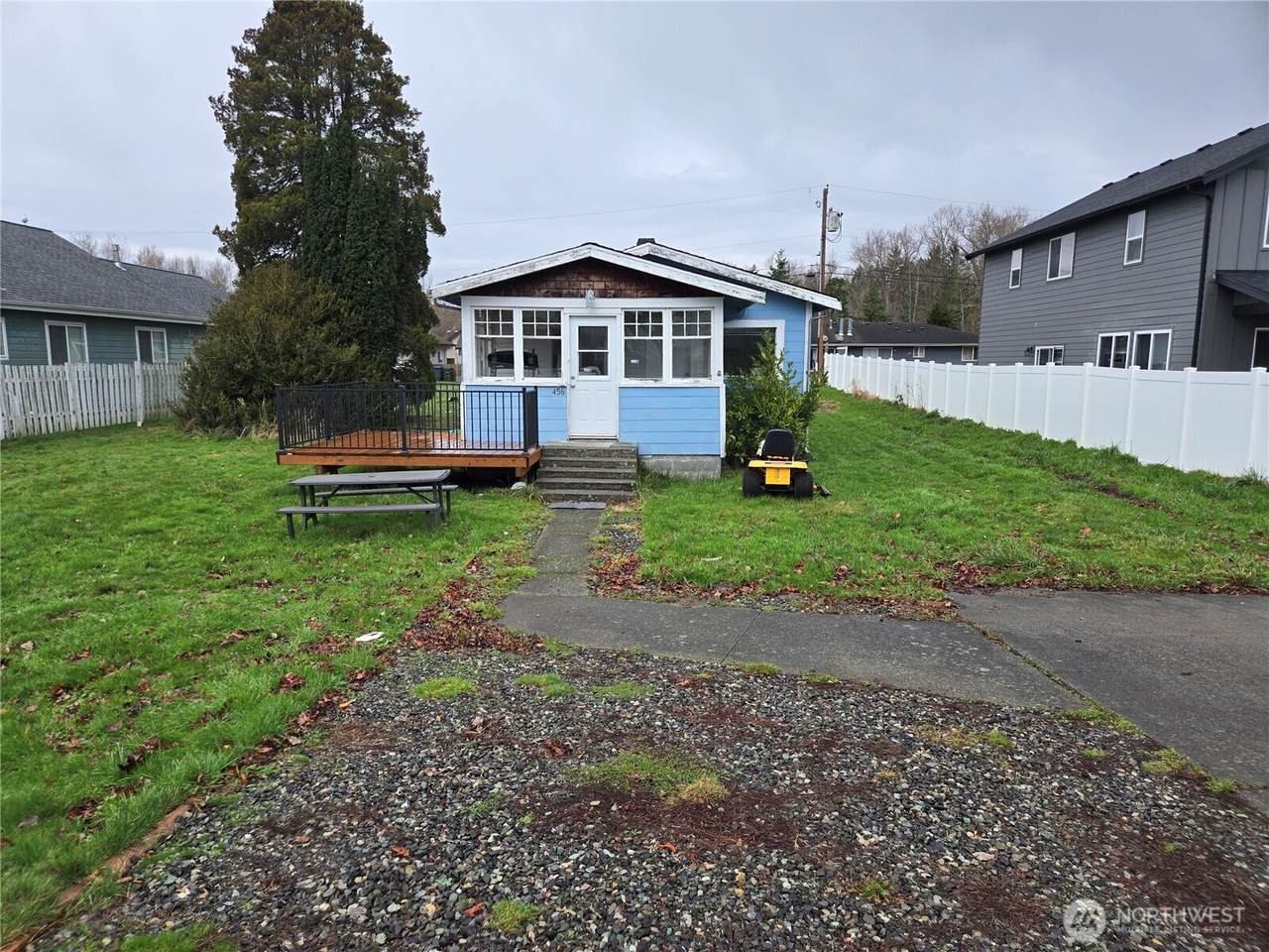 456 D Street Street - Photo 1