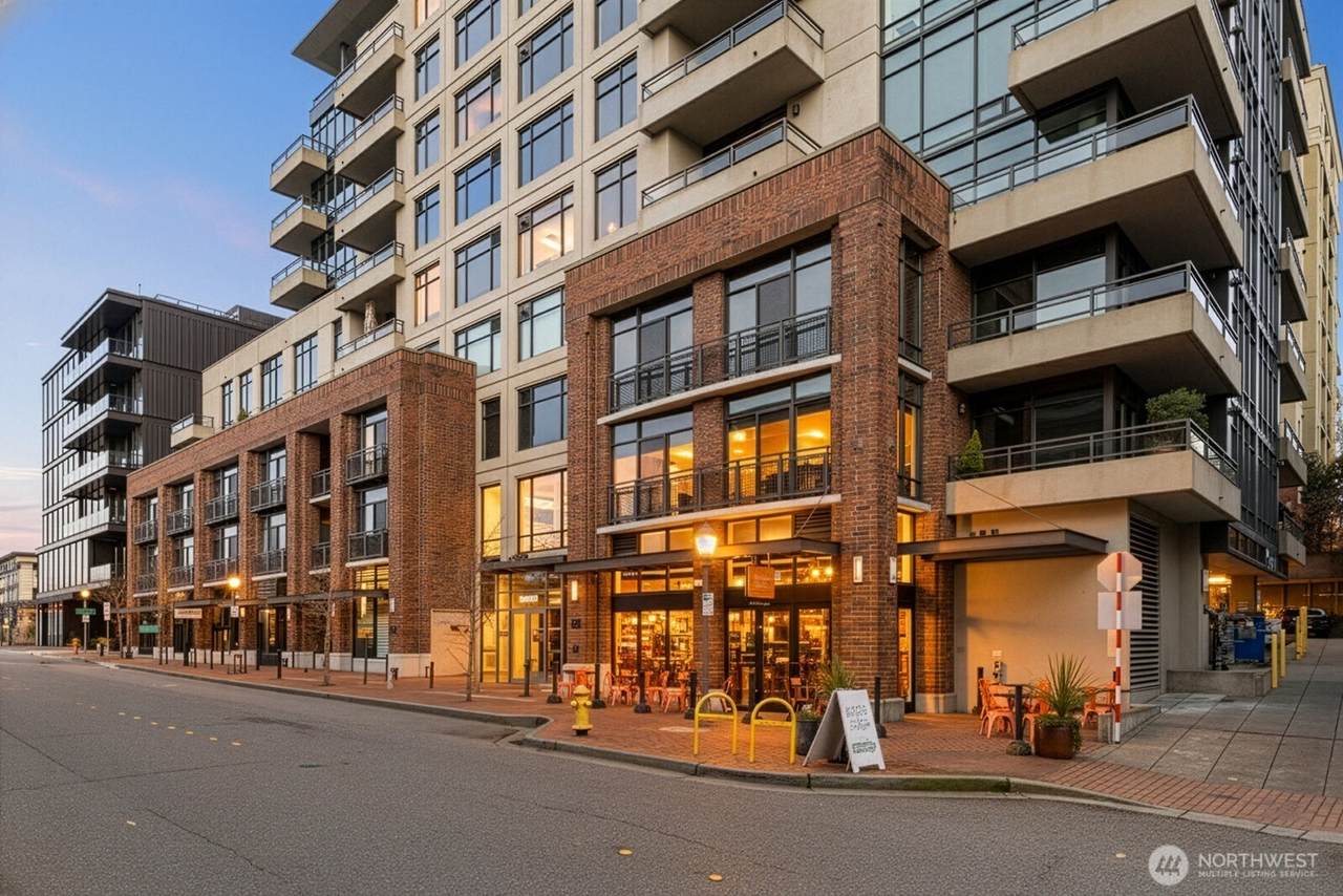 10000 Main Street - Photo 1