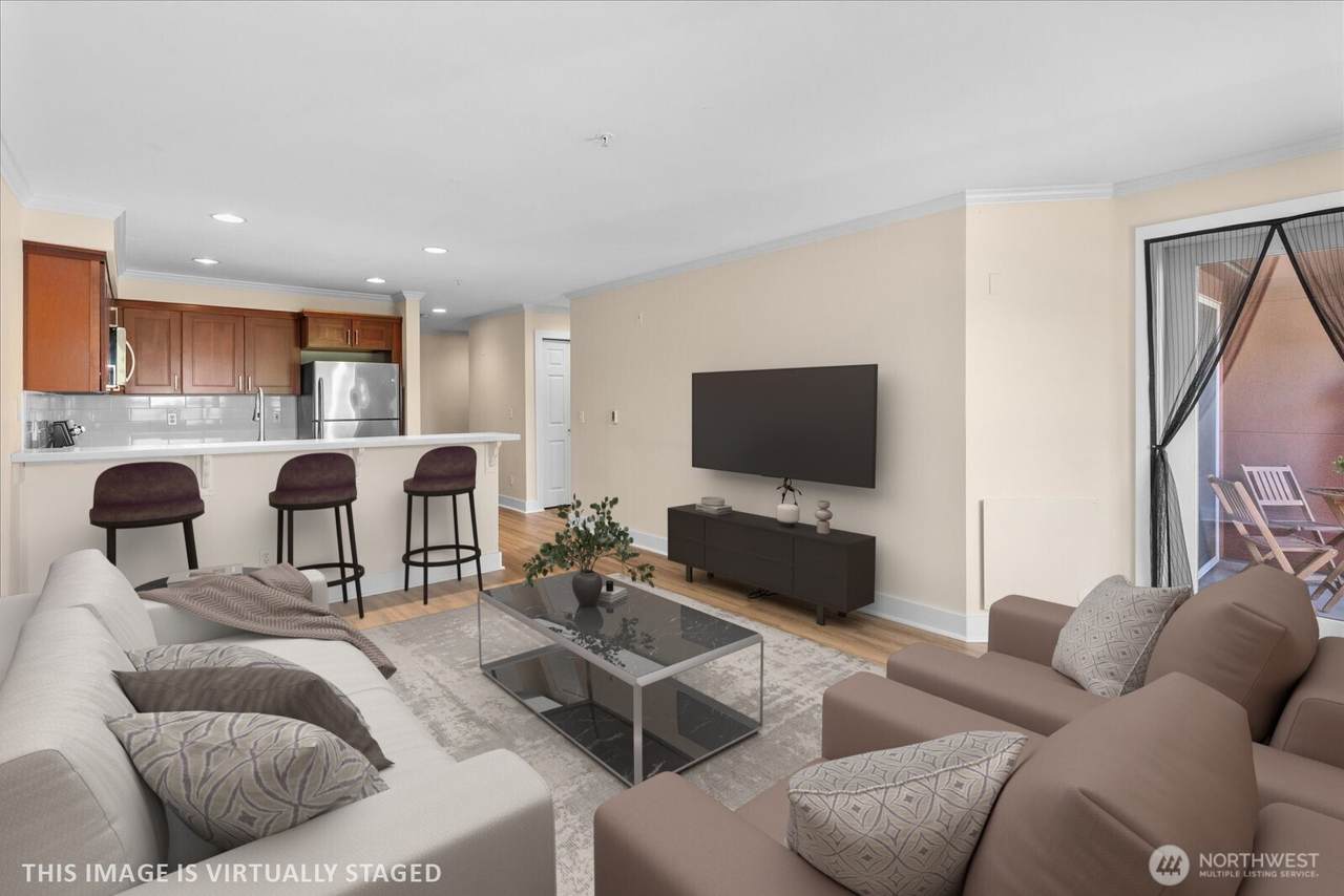 1417 Queen Anne Avenue - Photo 1