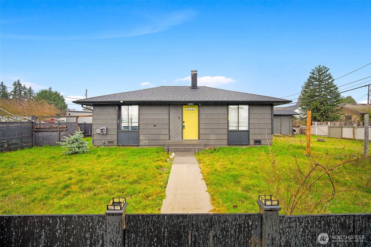 103 Highland Drive - Photo 1