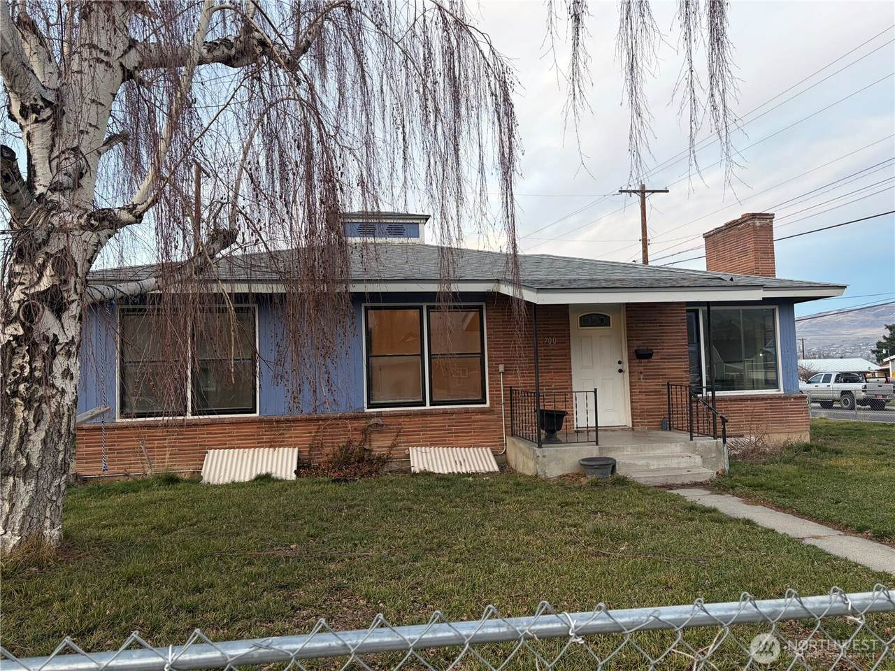 700 Schons Place - Photo 1