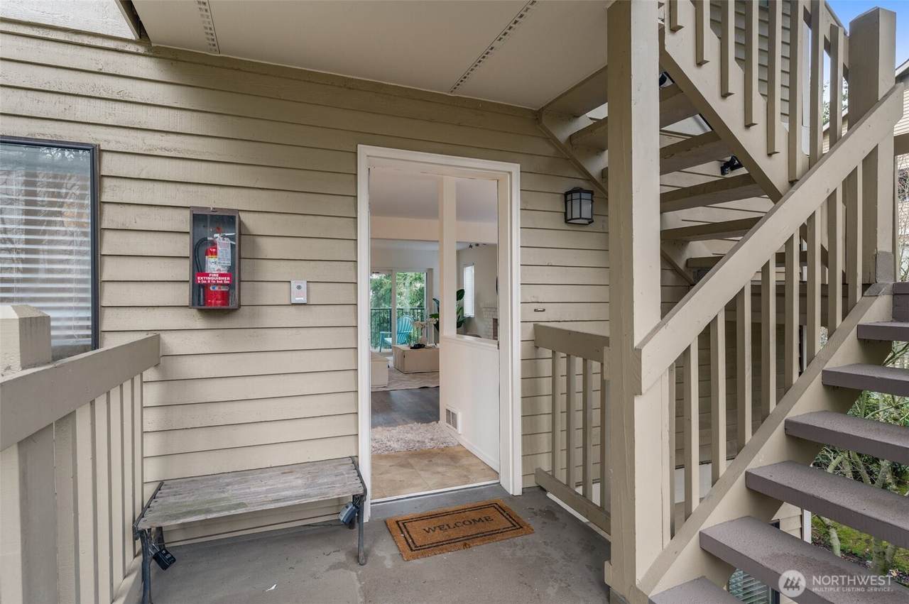 412 10th Street - Photo 1