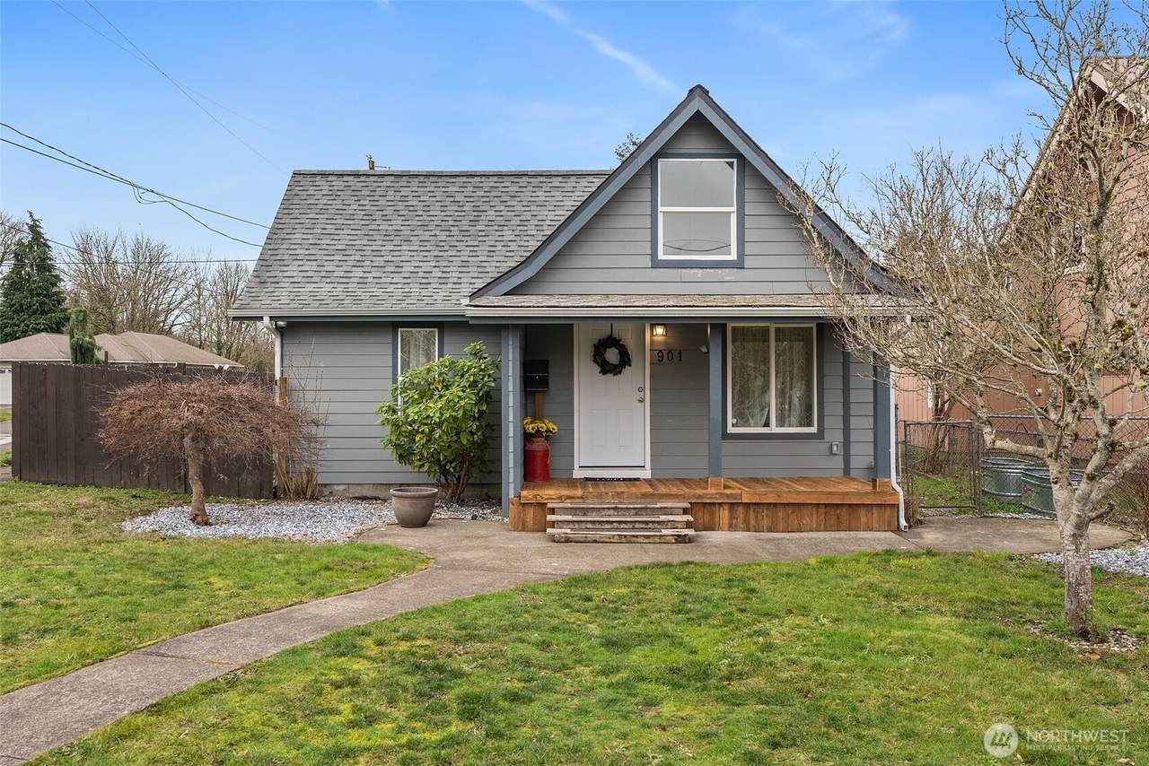 901 L Street - Photo 1