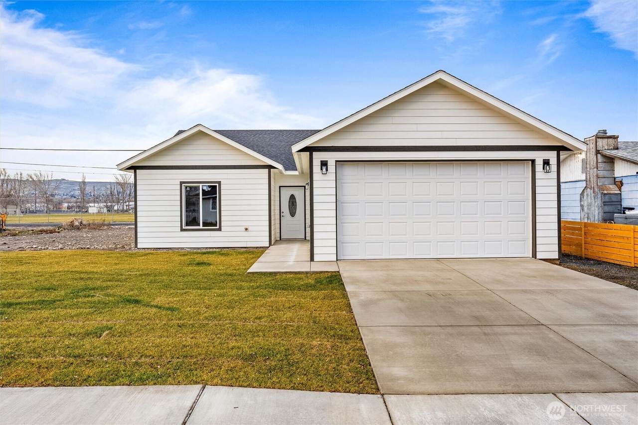 248 Pioneer Avenue - Photo 1