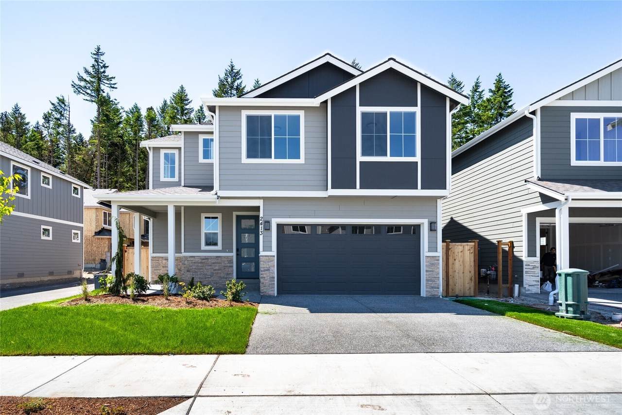 2431 Ridgeway Drive - Photo 1