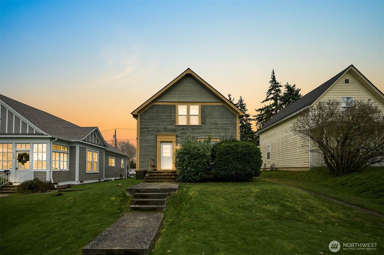 1524 Iron Street - Photo 1