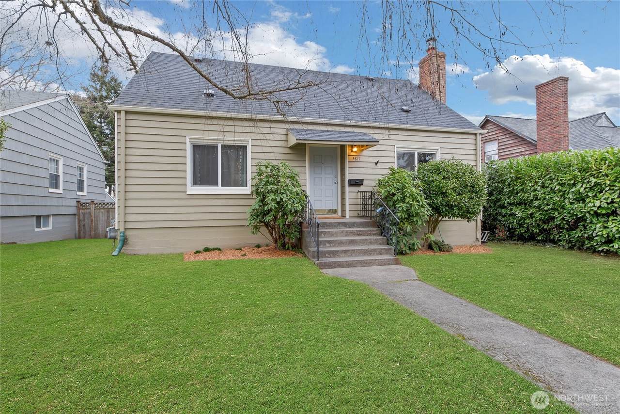 4817 28th Street - Photo 1
