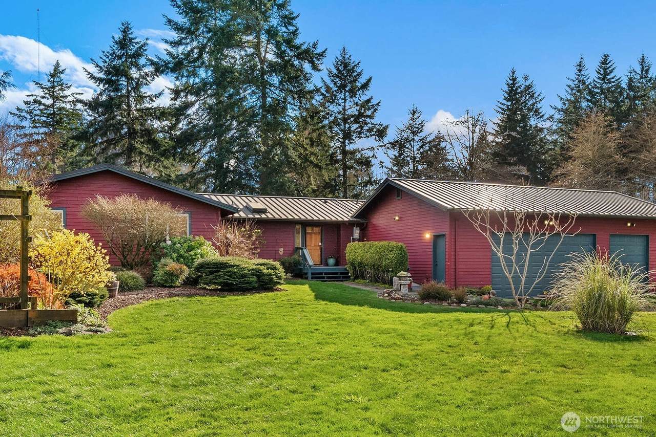 10519 188th Street - Photo 1