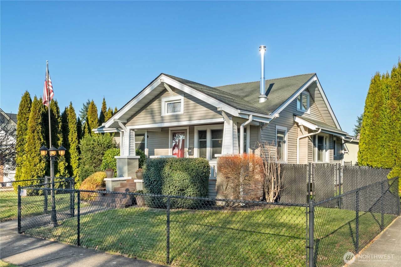 1705 Marshall Avenue - Photo 1