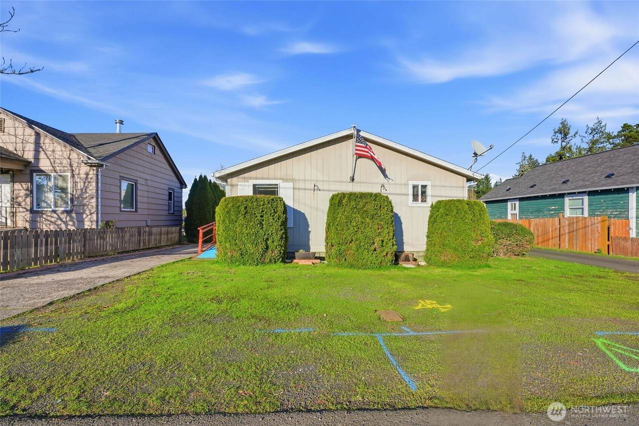1003 Lord Street - Photo 1