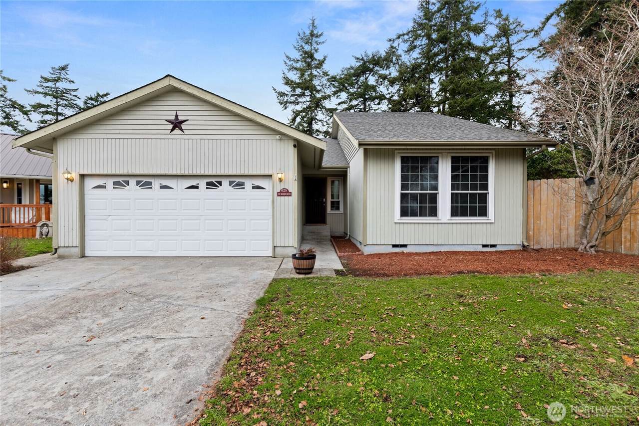 625 Mizzen Drive - Photo 1