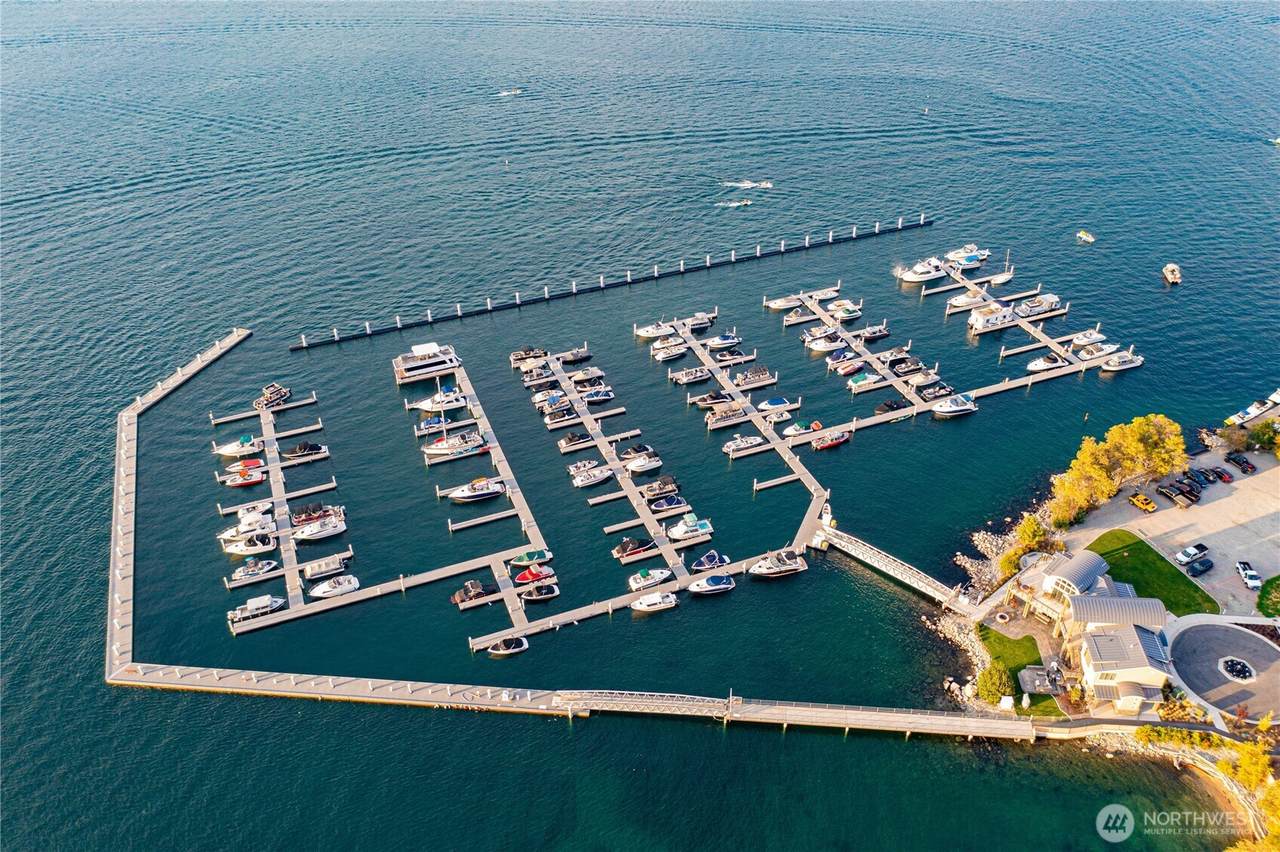 1350 Woodin Avenue - Photo 1