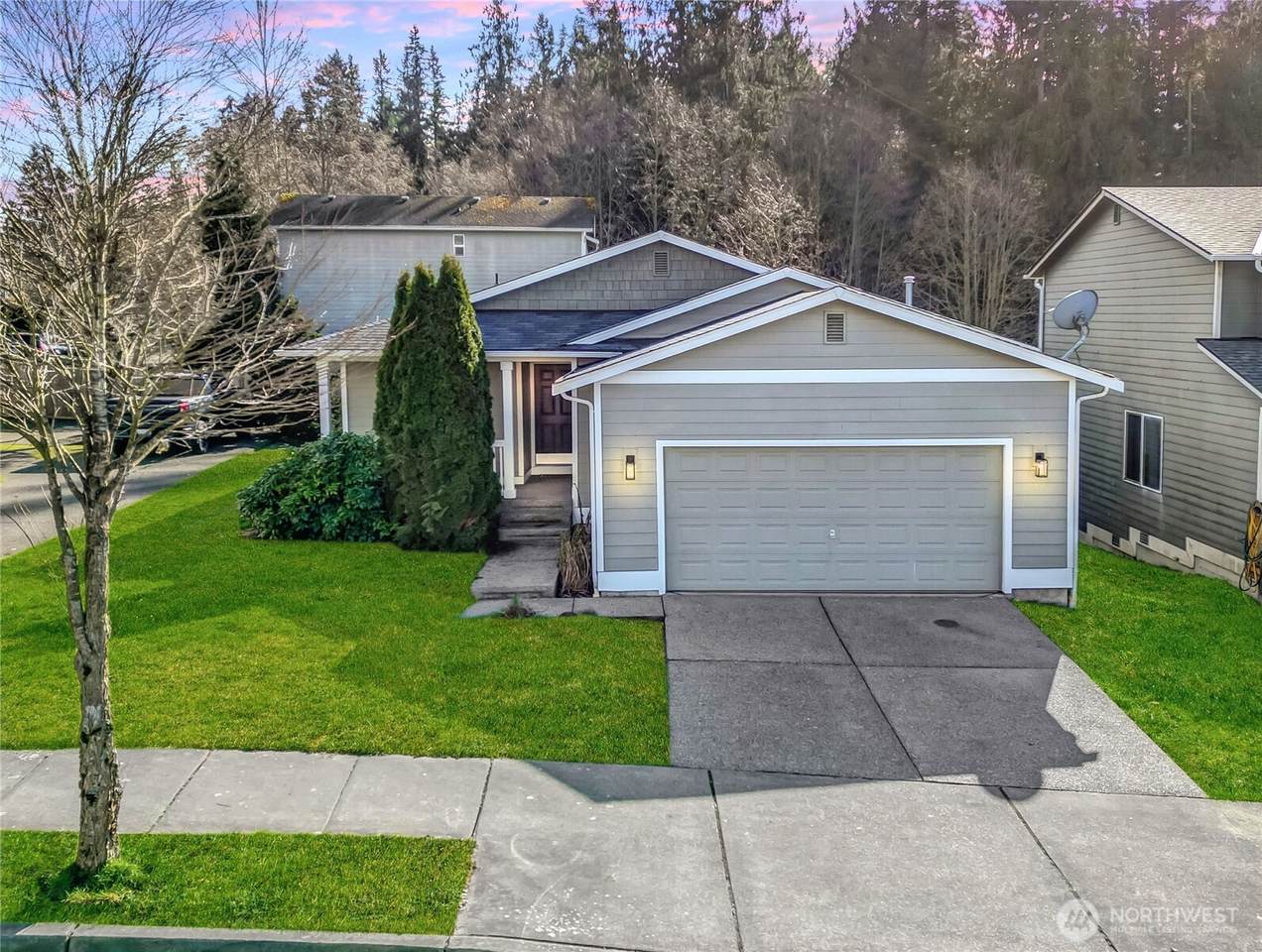 7714 88th Place - Photo 1