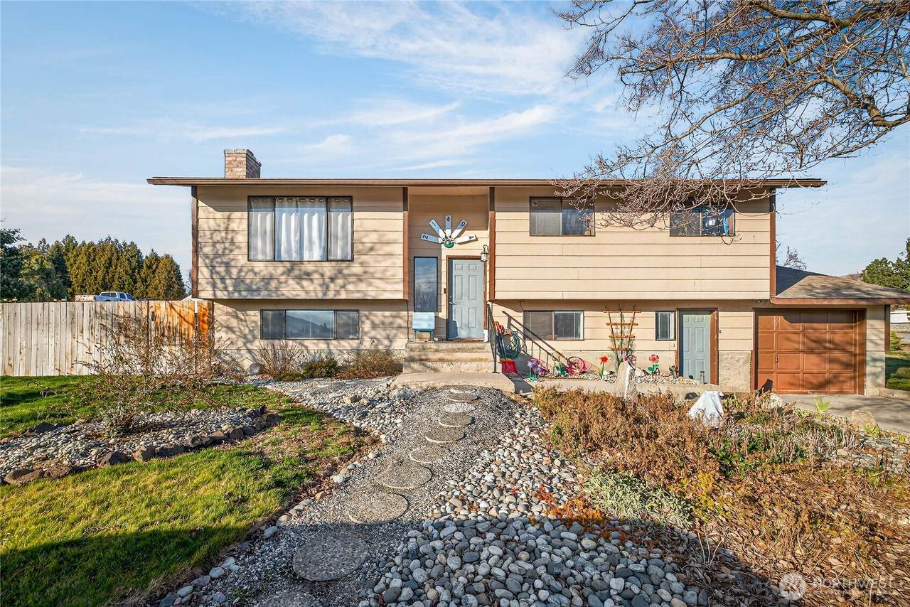 2149 1st Street - Photo 1