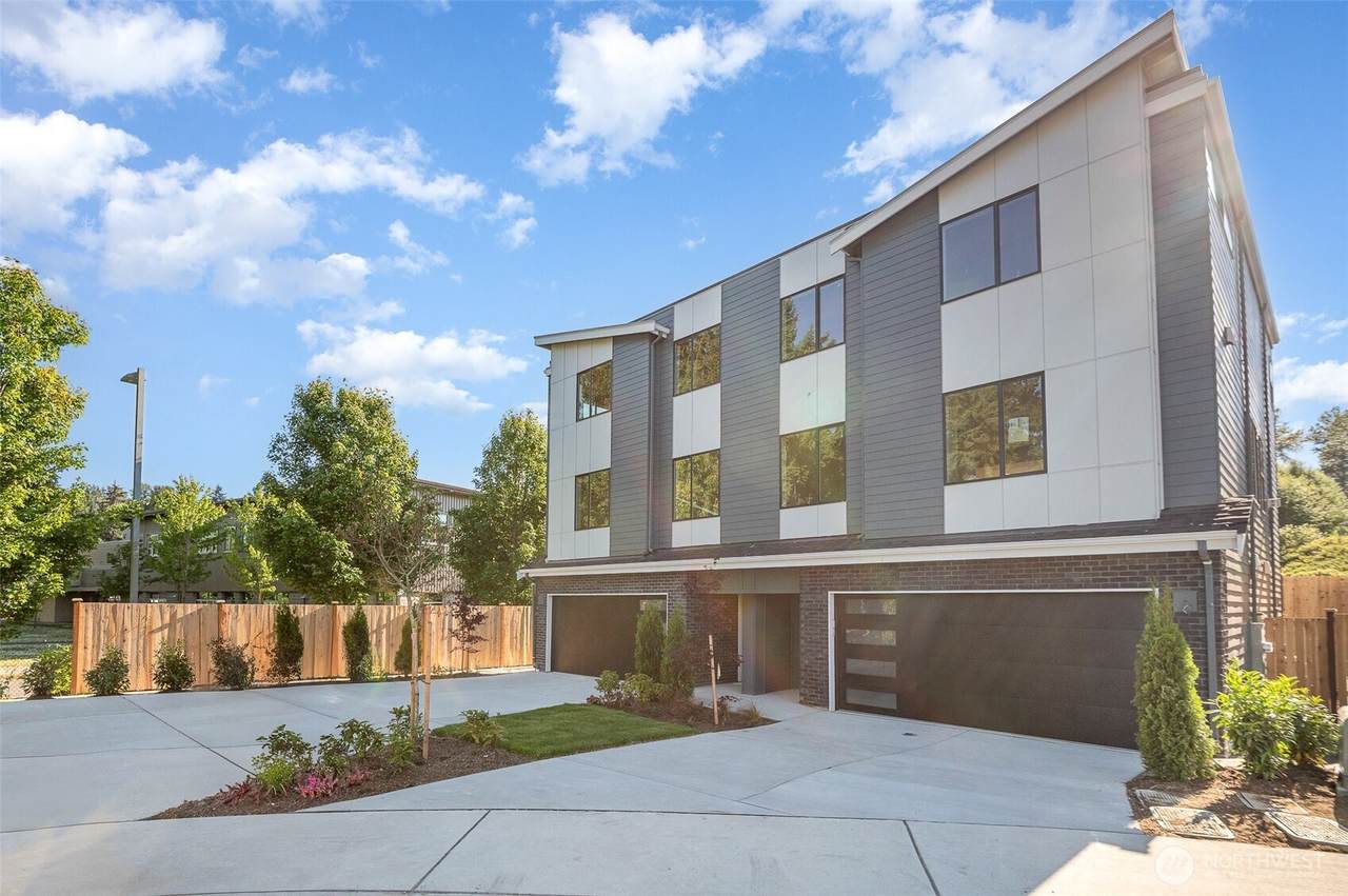 1528 243rd Place - Photo 1