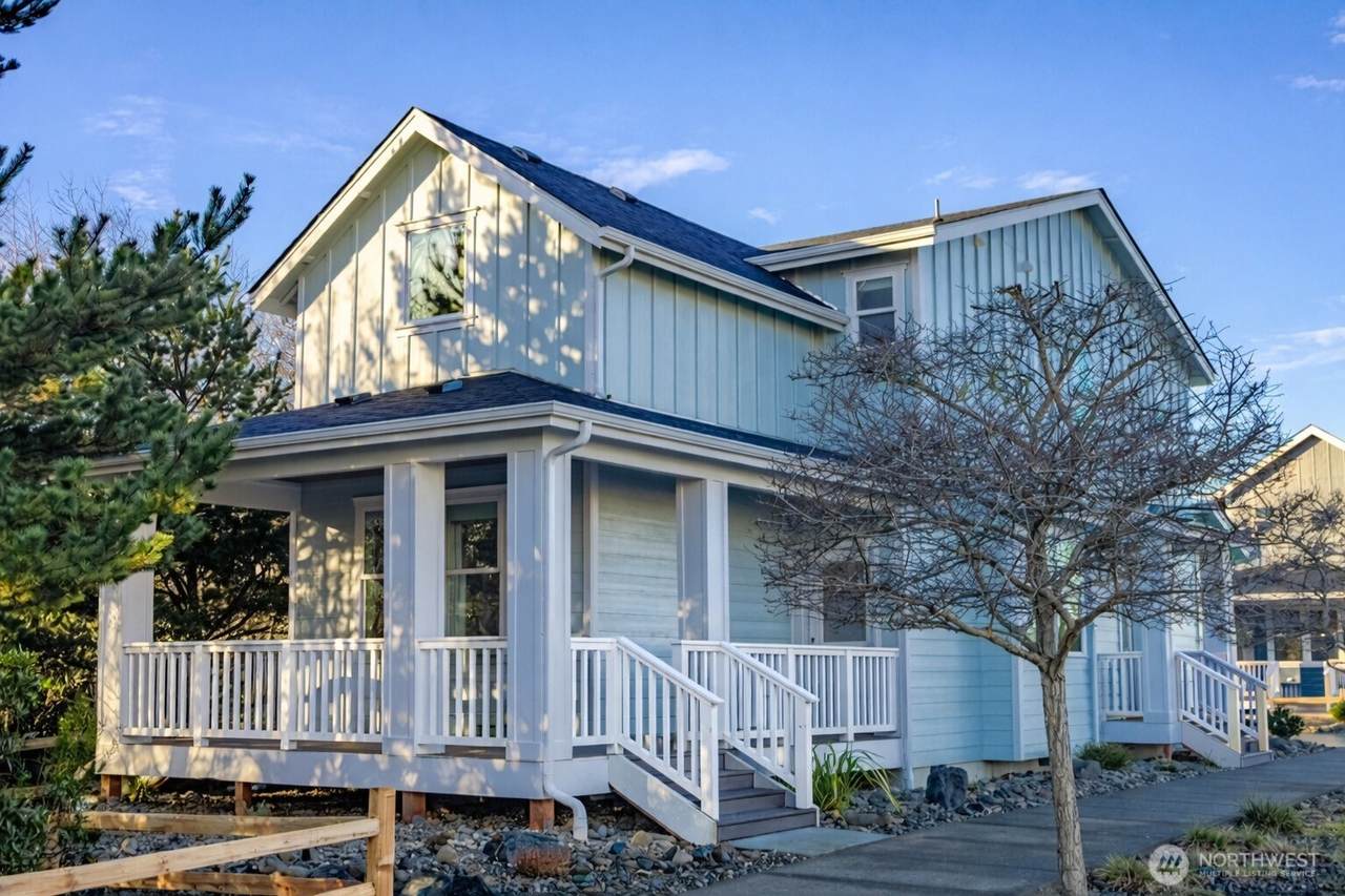 420 Swordfern Court - Photo 1
