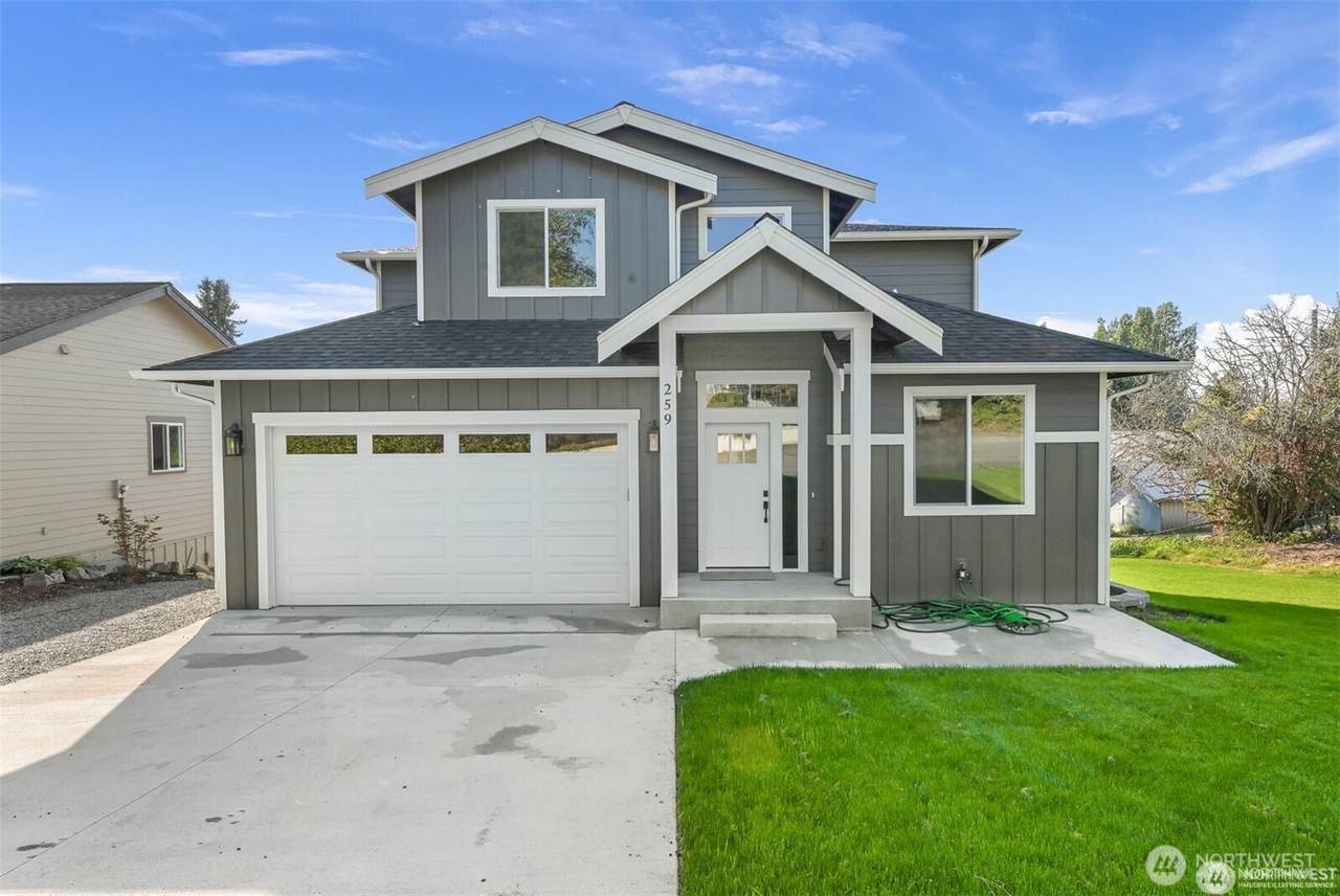 259 11 TH STREET - Photo 1