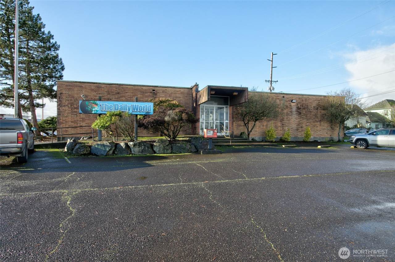 315 Michigan Street - Photo 1