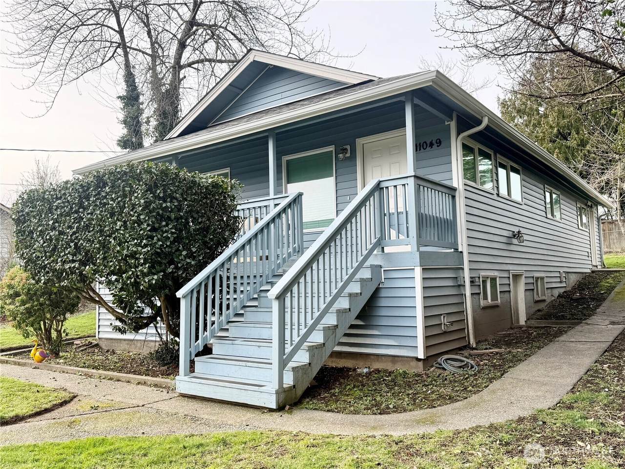 11049 18th Avenue - Photo 1