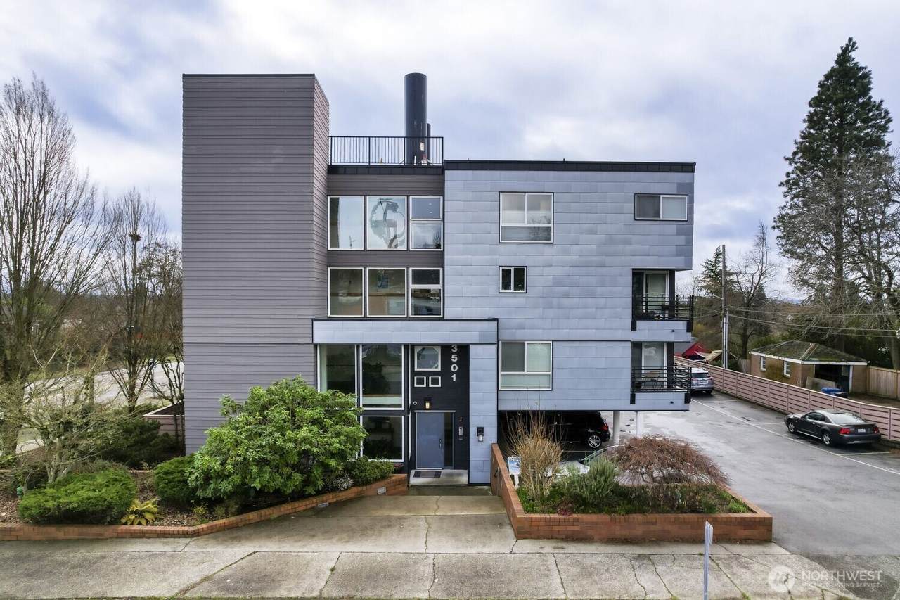 3501 Holden Street - Photo 1