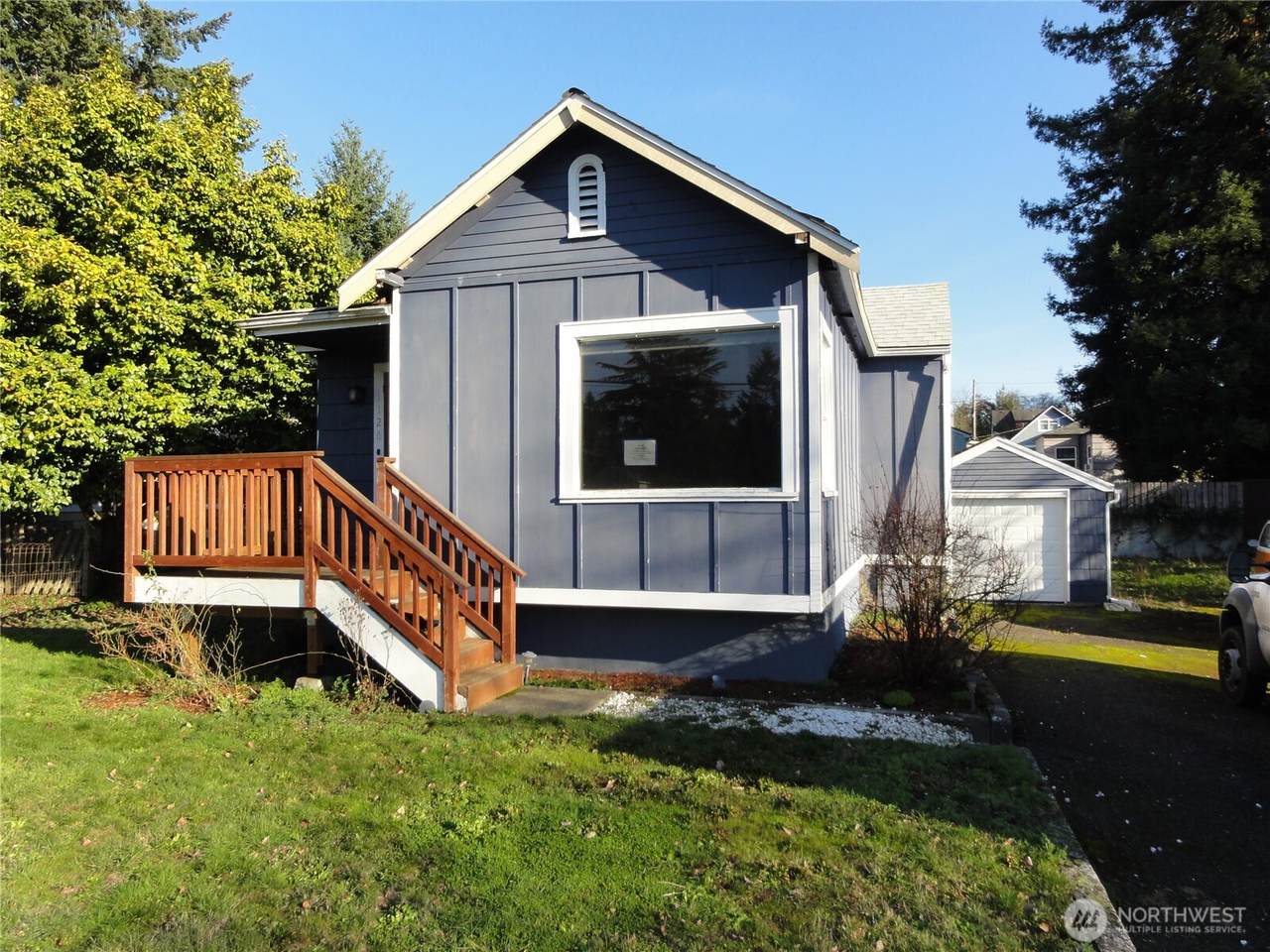 1126 Callow Avenue - Photo 1