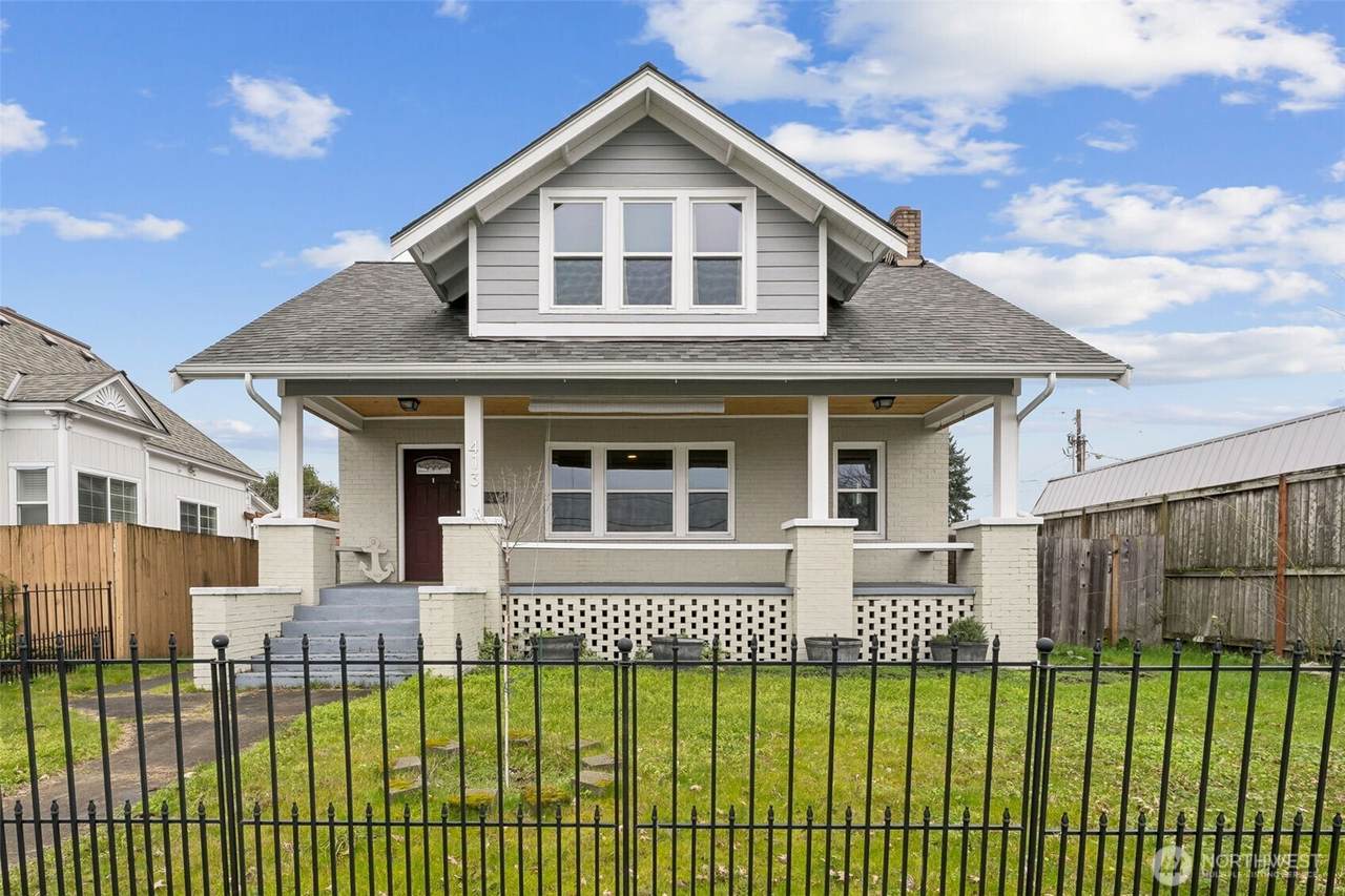 413 2nd Street - Photo 1