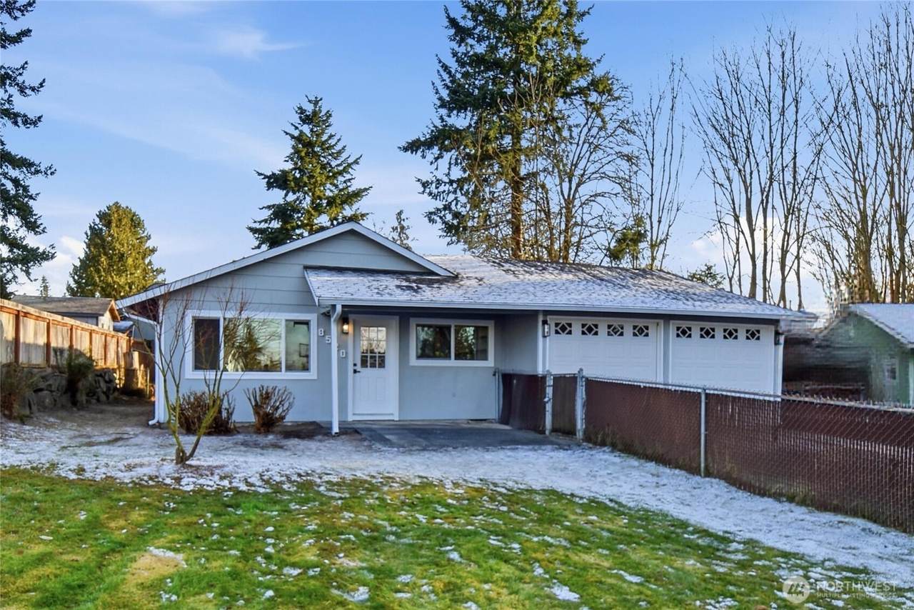 8520 9th Pl Ne - Photo 1