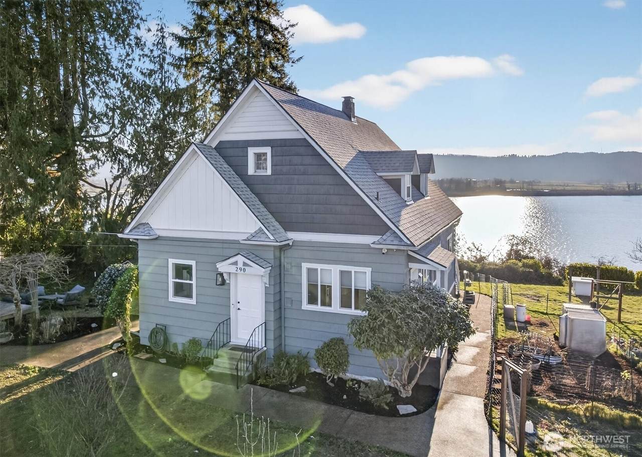 290 Columbia Street - Photo 1