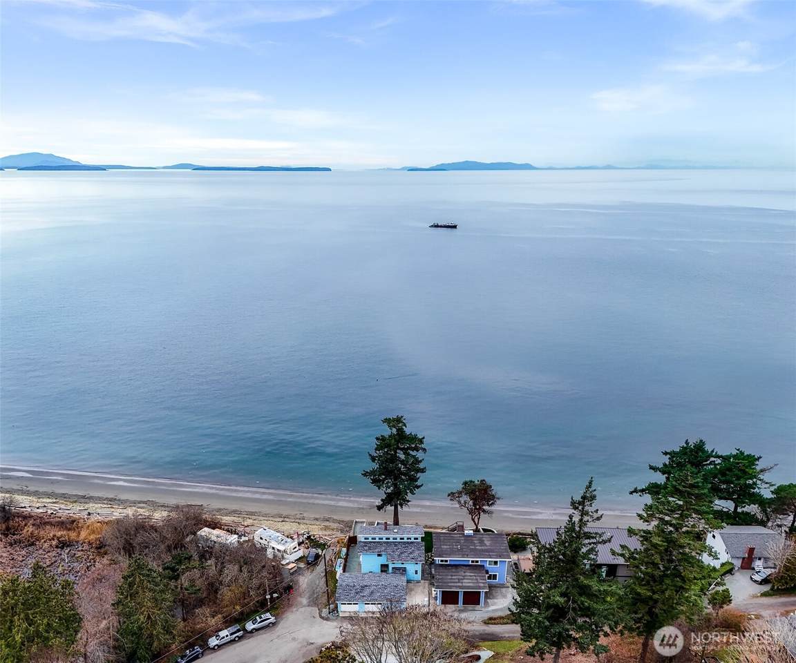 4877 Maple Lane - Photo 1