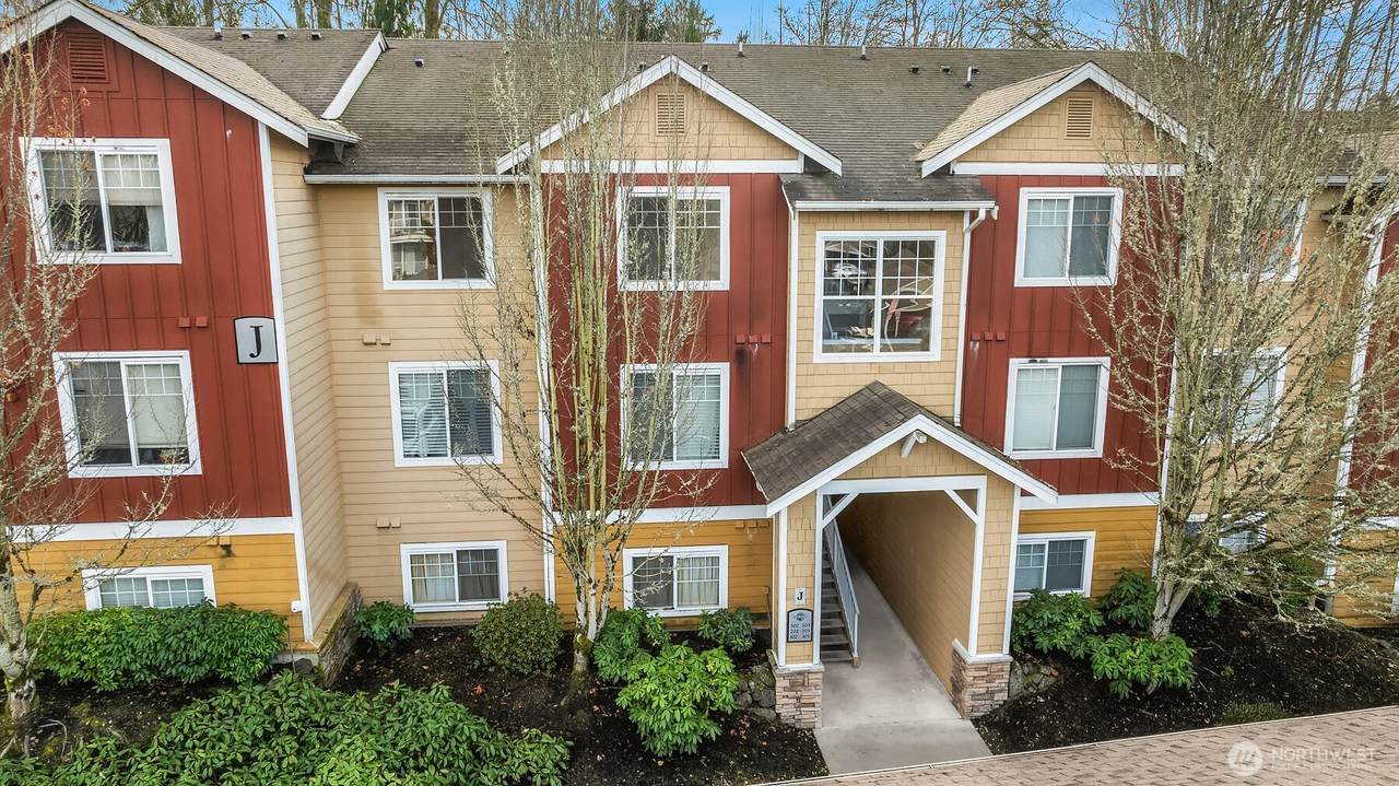 710 240th Way - Photo 1