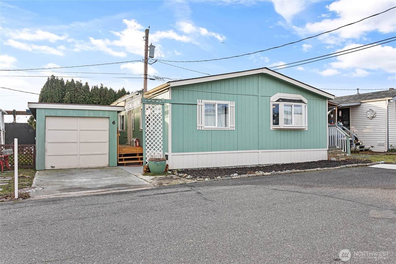 2522 Old Highway 99 Road - Photo 1