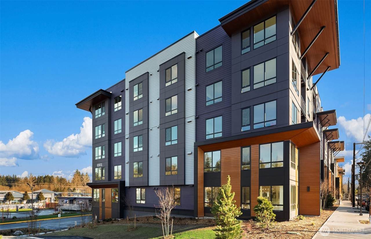 6949 184th Lane - Photo 1