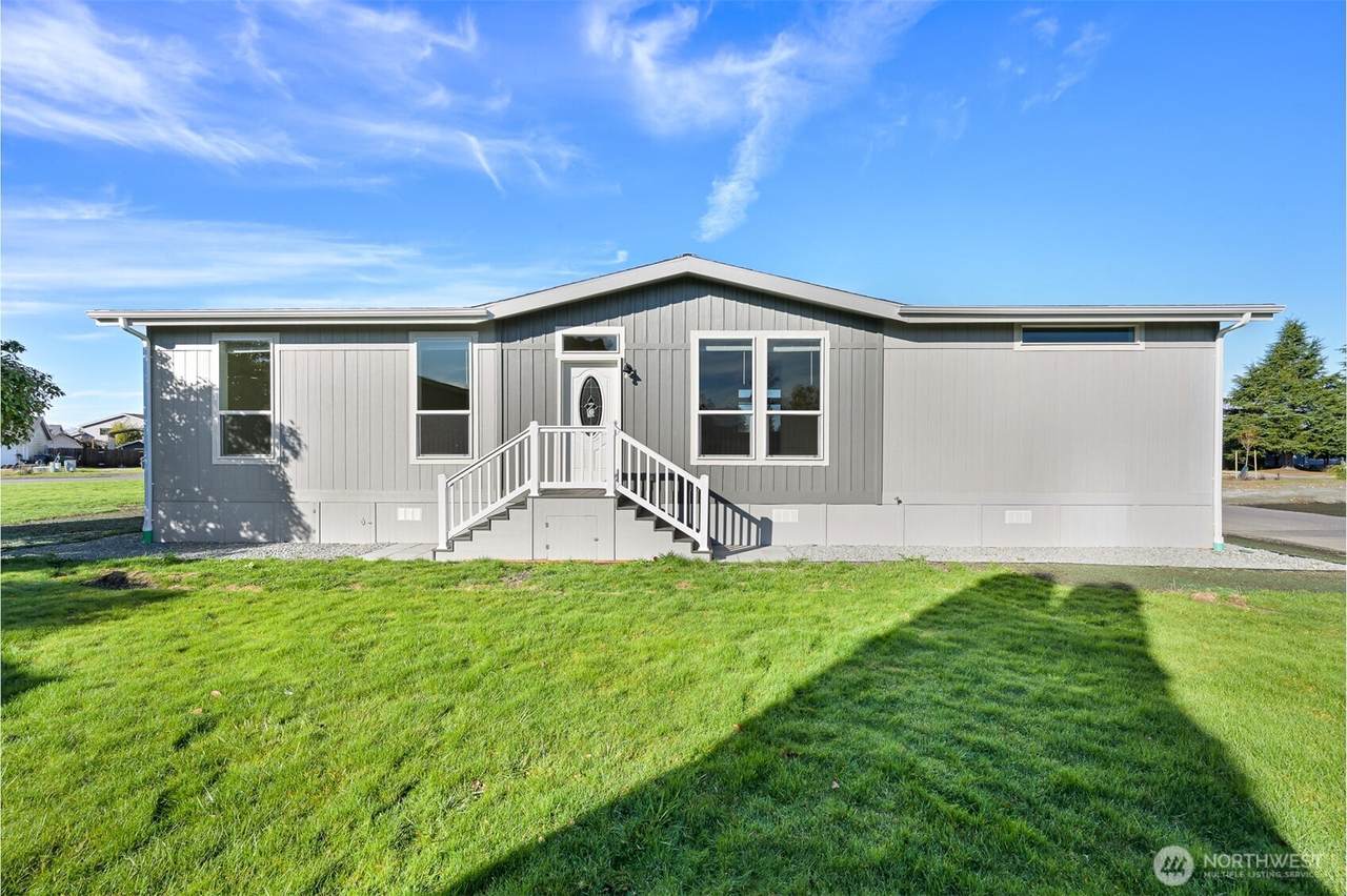 1120 25th Street - Photo 1
