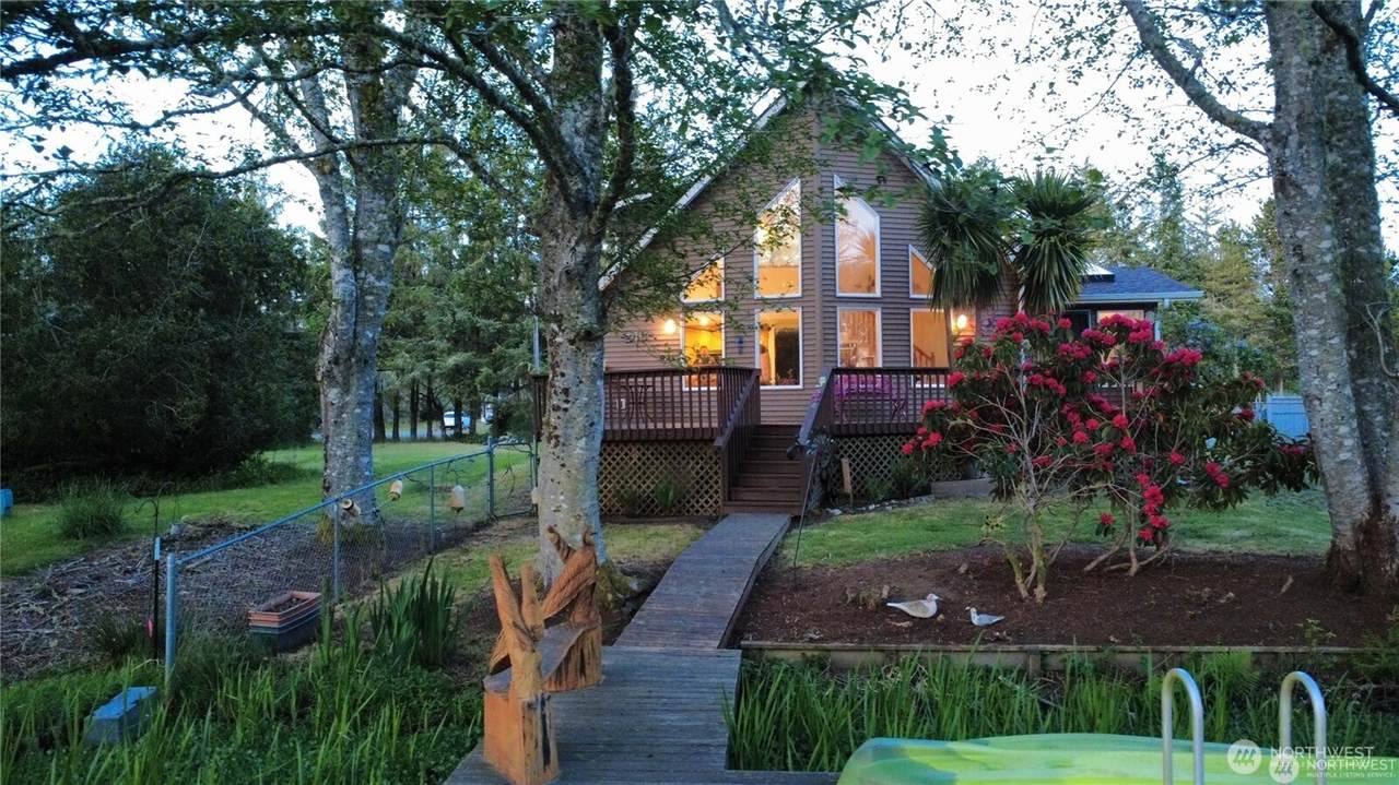 963 Hassalo Avenue - Photo 1