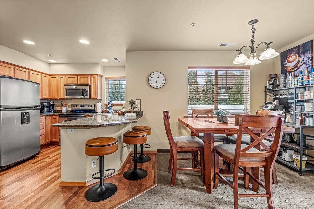 545 Junction Lane - Photo 1