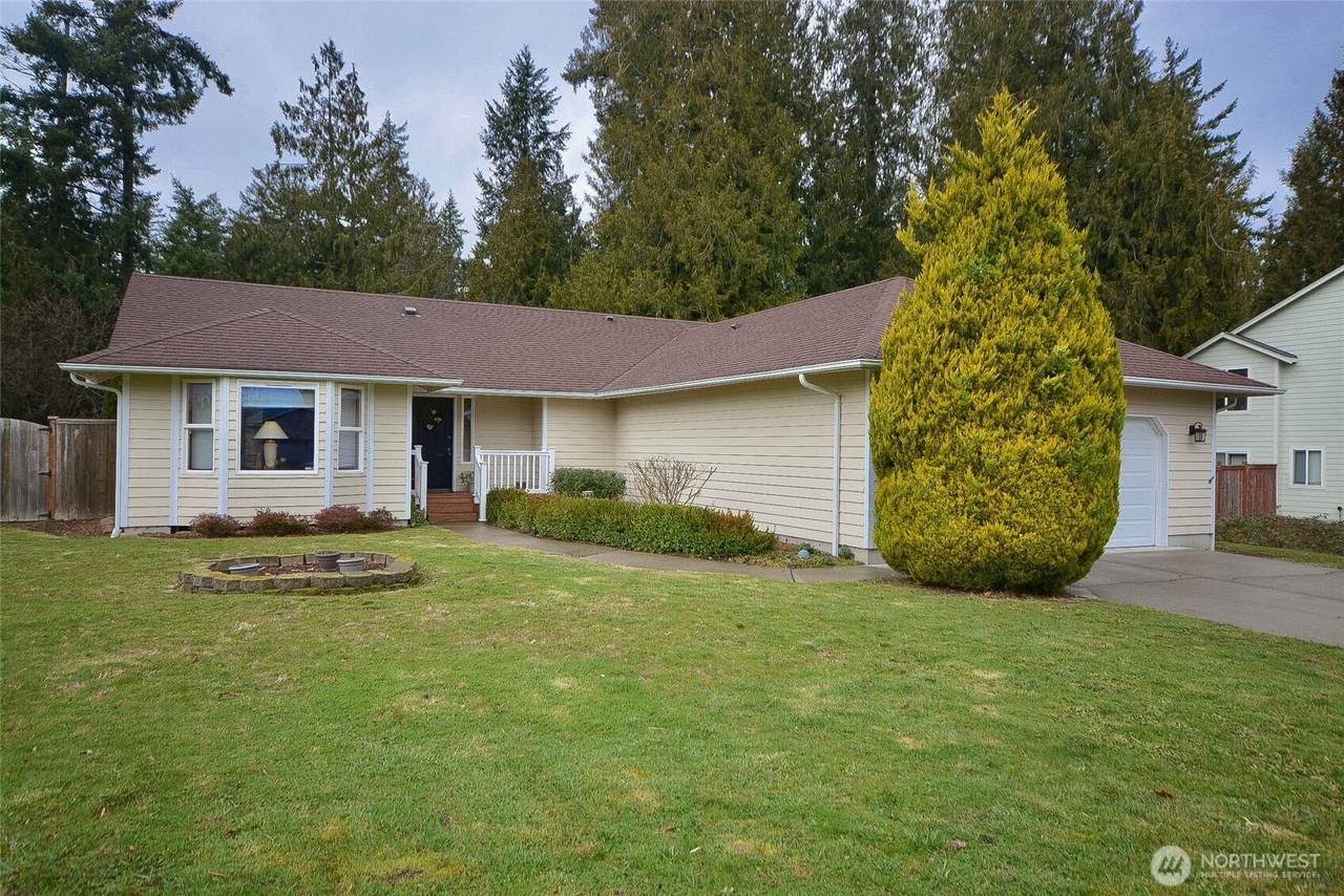 15718 Topaz Drive - Photo 1