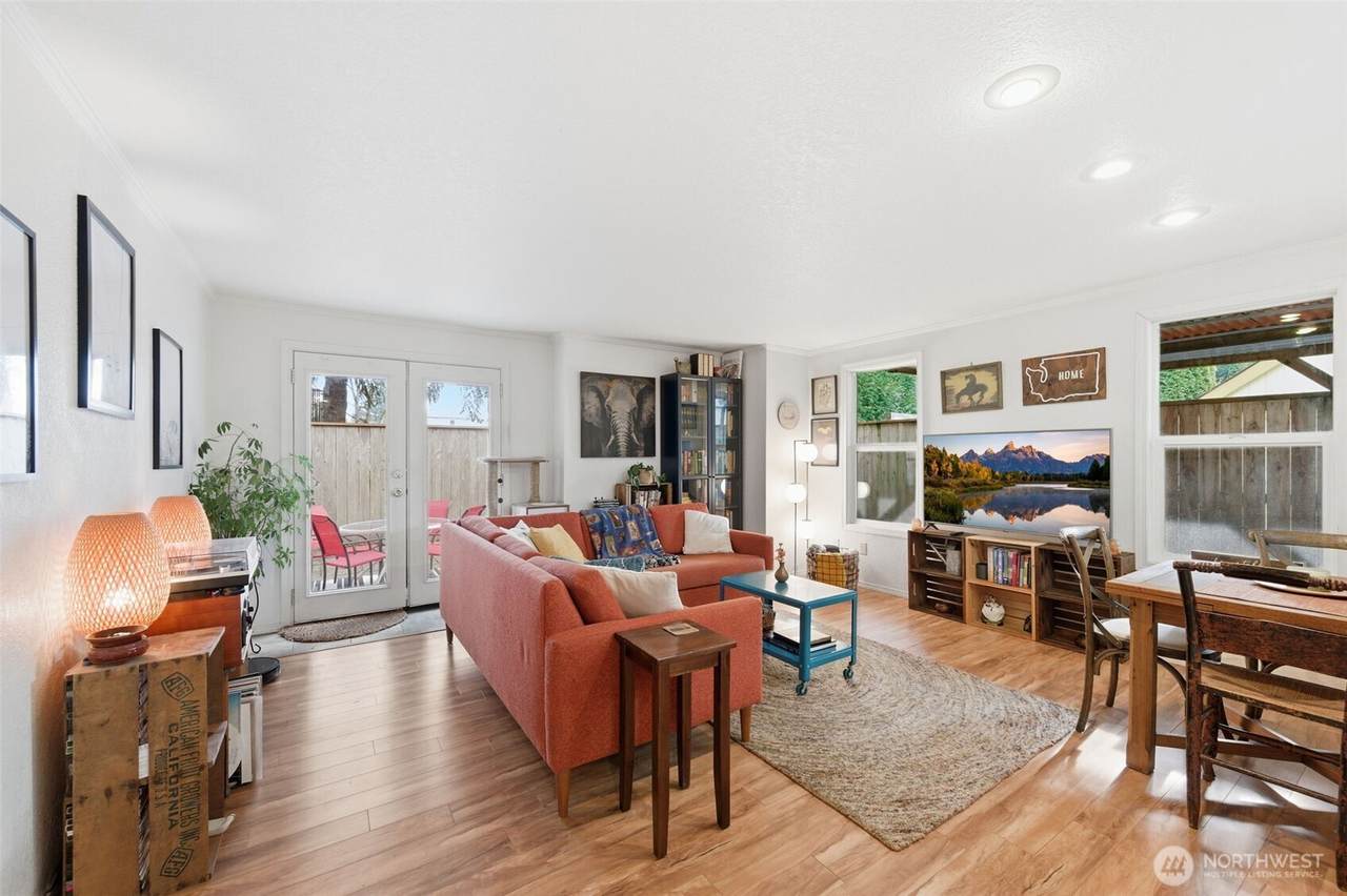 220 Israel Road - Photo 1