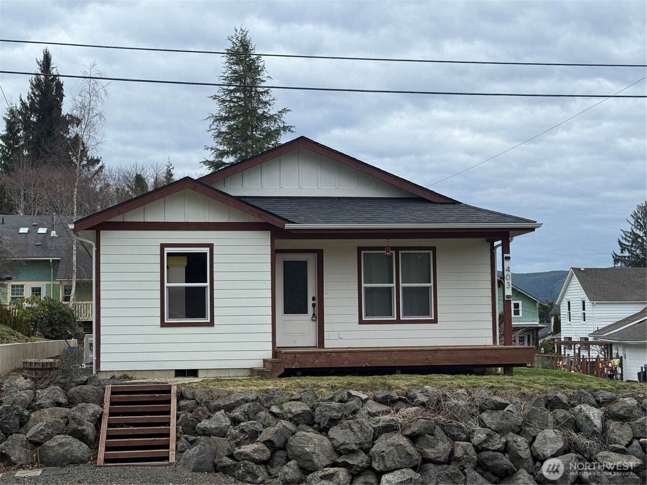 403 A Street - Photo 1