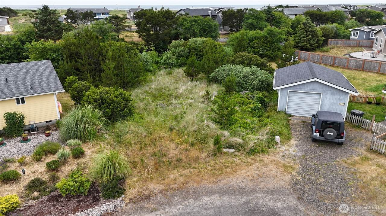 32307 H Place - Photo 1