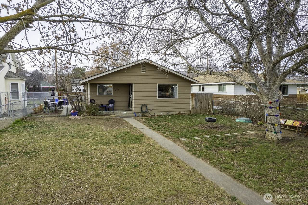 247 D Street - Photo 1