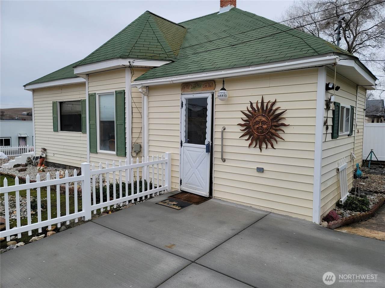 102 3rd Street - Photo 1